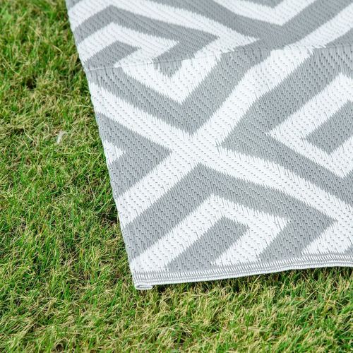 Reversible Outdoor Rug for RV Camping
