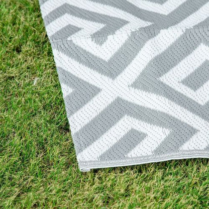 Reversible Outdoor Rug for RV Camping